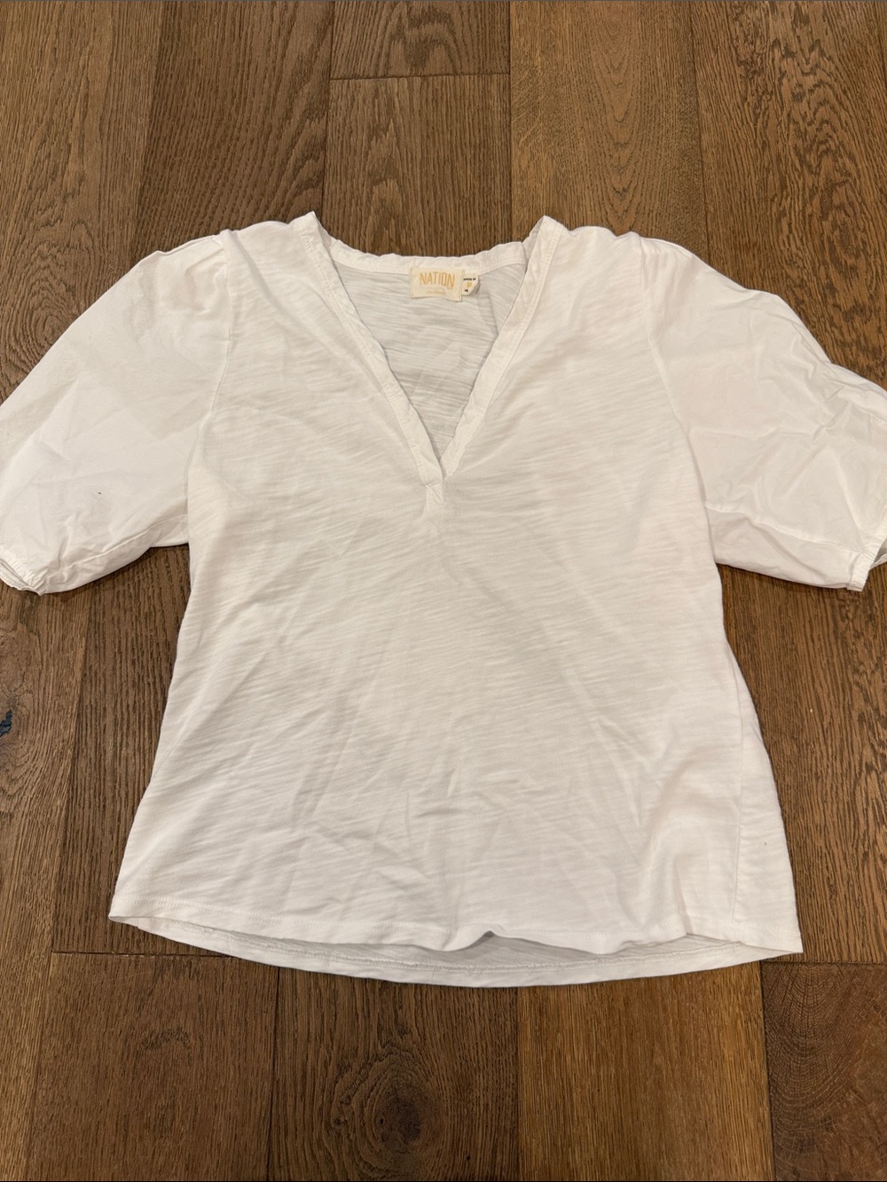 Nation Ltd Joelene V-Neck Short Sleeve Top - M